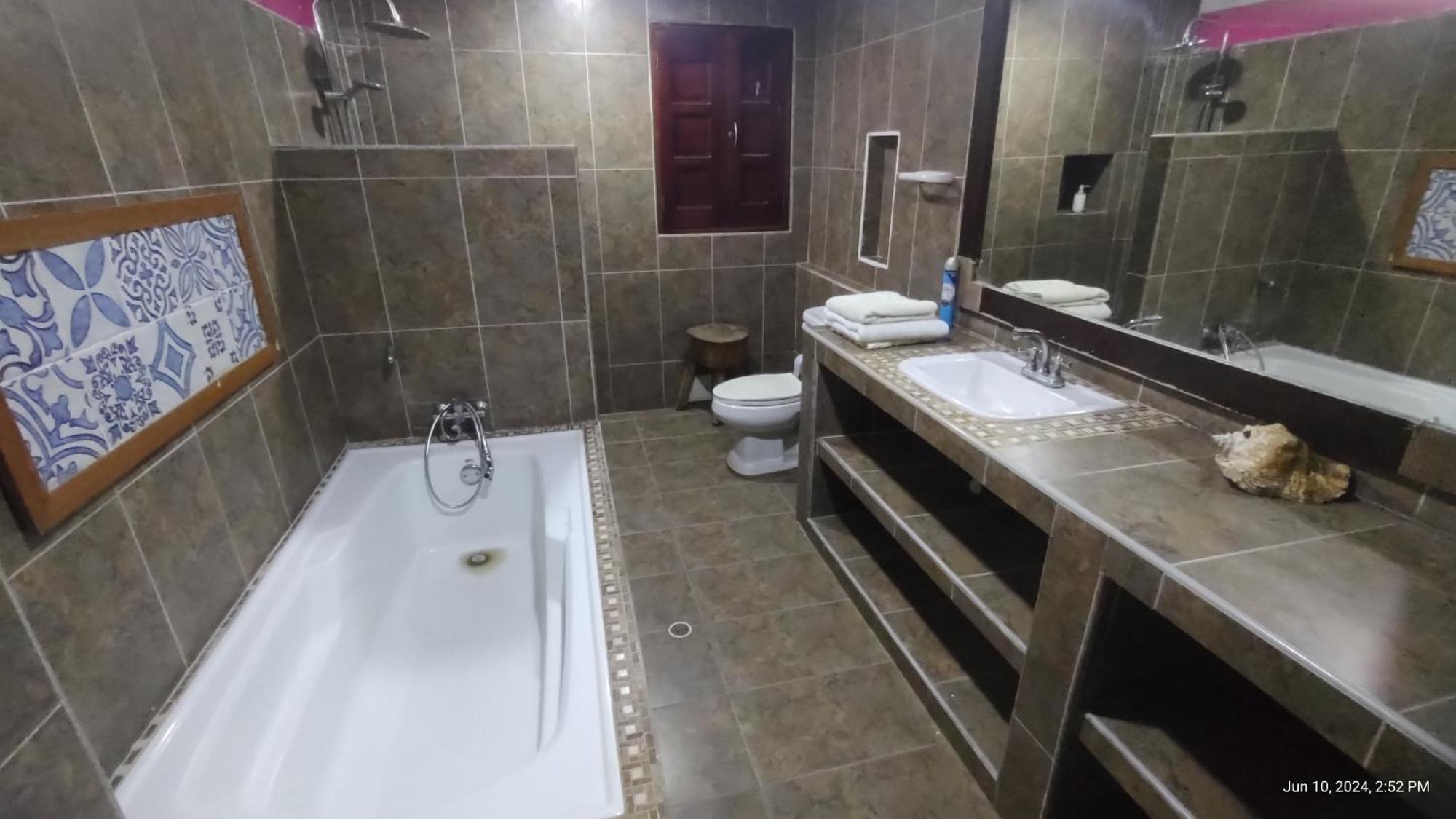 Habitación De Lujo En Hermosa Casa Frente Al Mar * Cartagena
