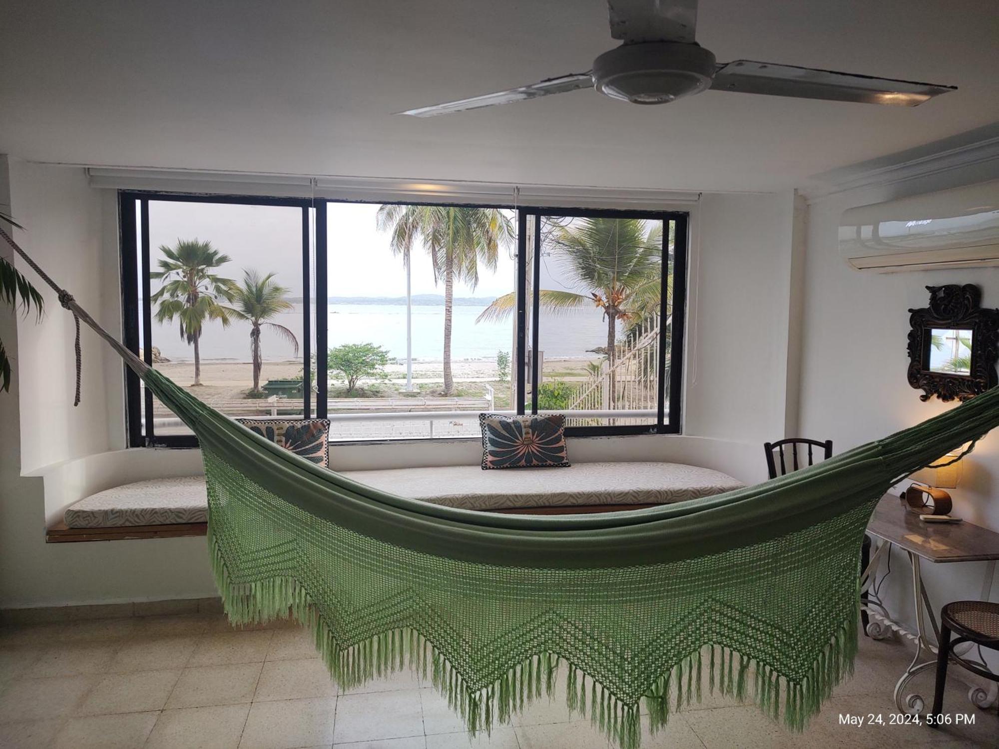 Habitación De Lujo En Hermosa Casa Frente Al Mar Habitación en casa particular *